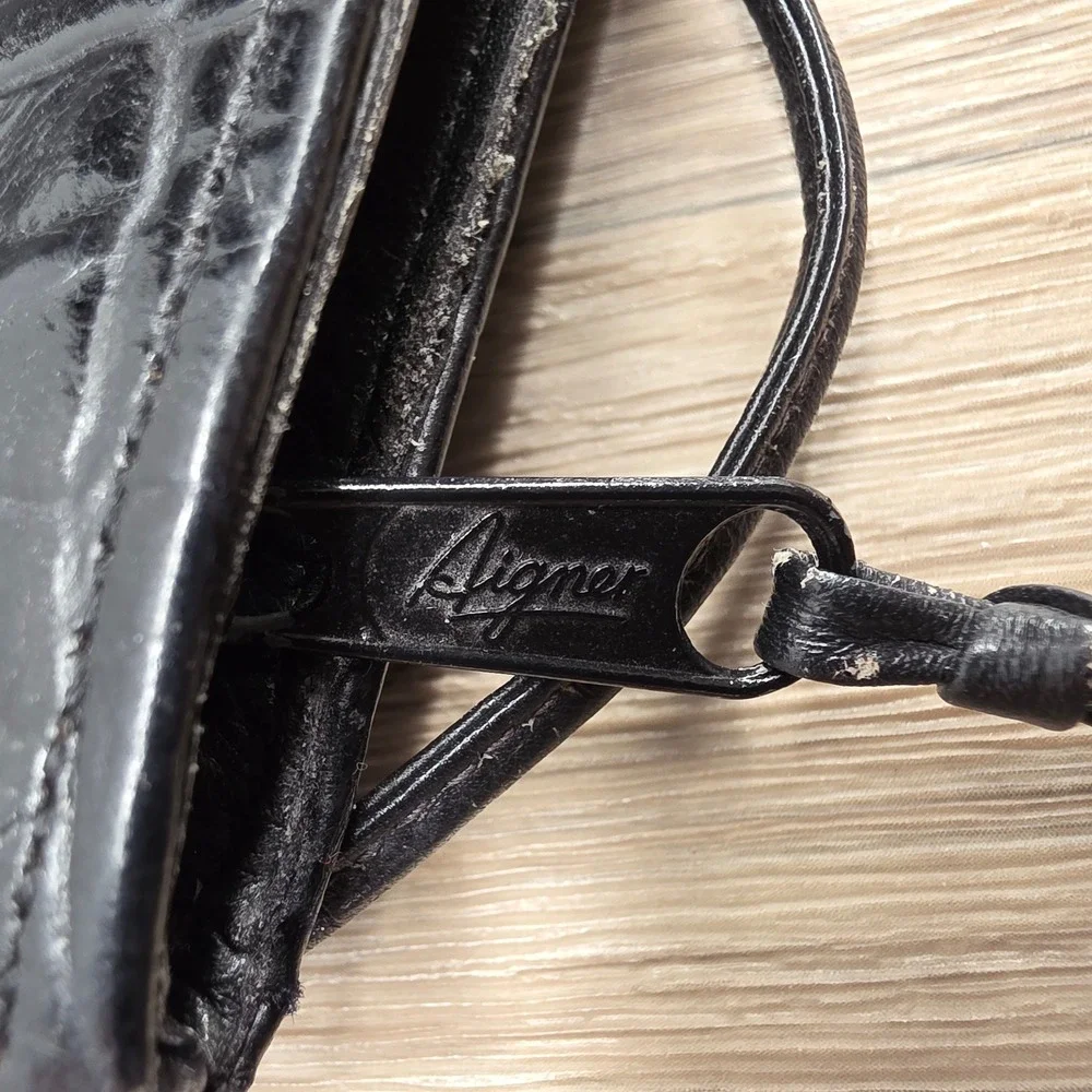 Vintage Etienne Aigner‎ Black Croc Embossed Leather Crossbody Bag Shoulder Purse